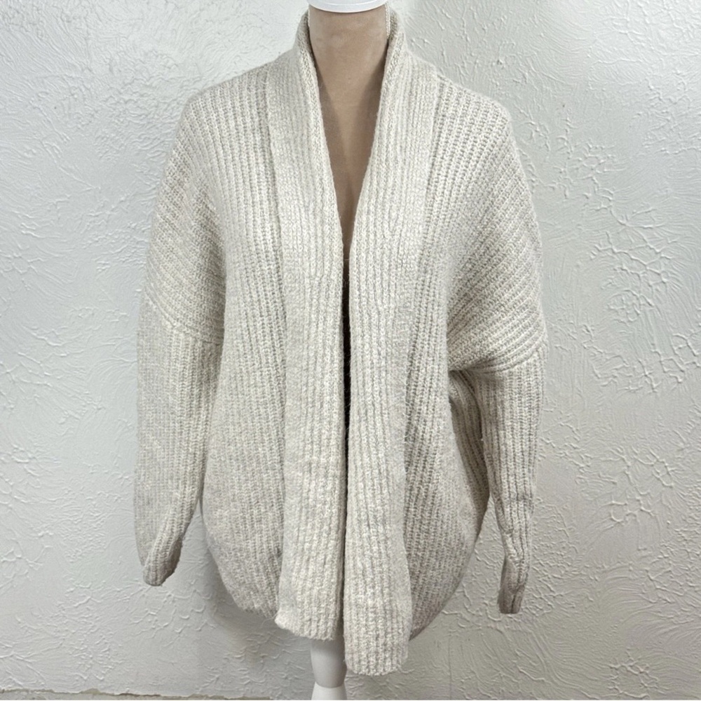 Old Navy Cream‎ Women's Cardigan